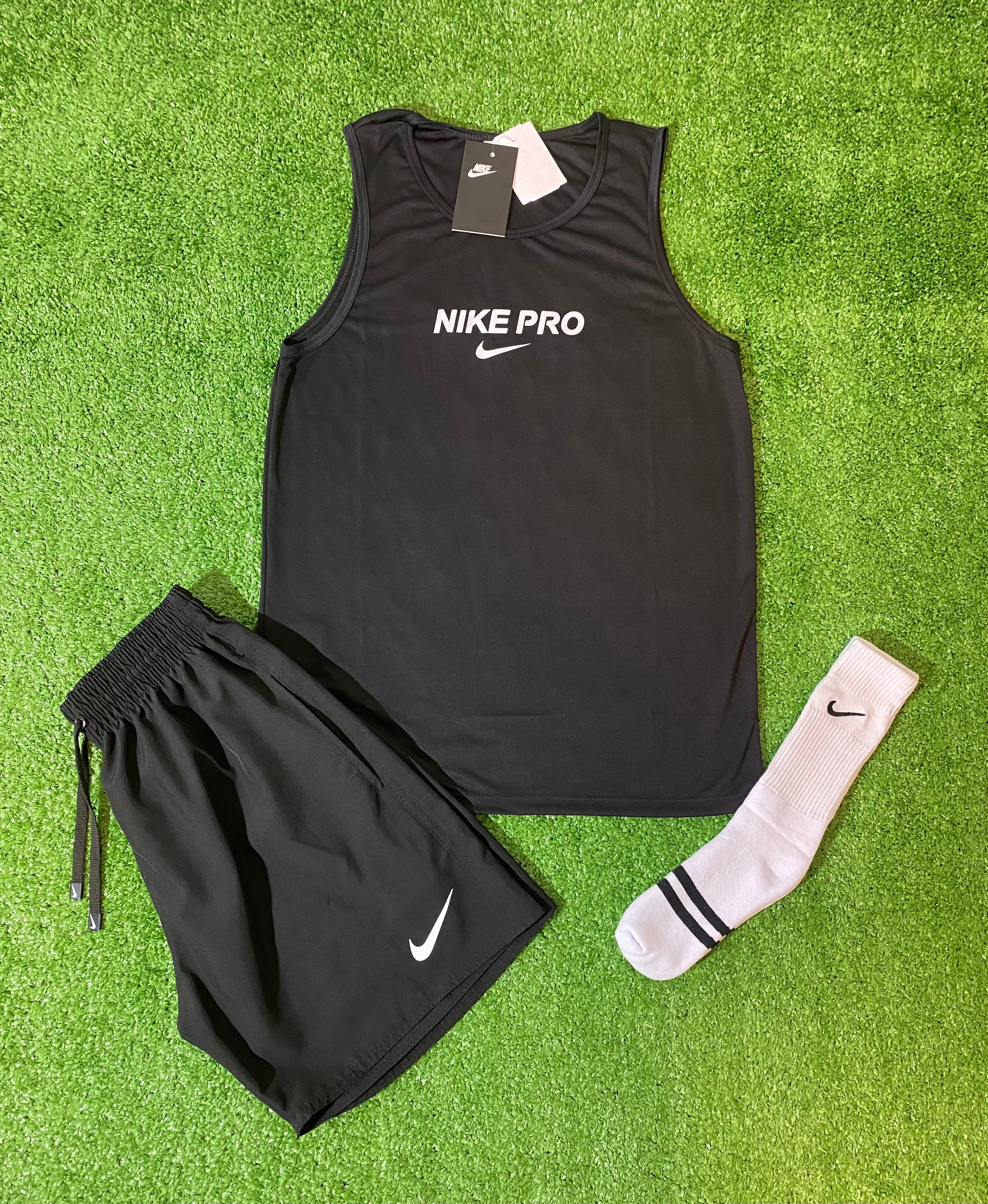 Kit Regata + Shorts + Meia Dri-fit - Nike Pro