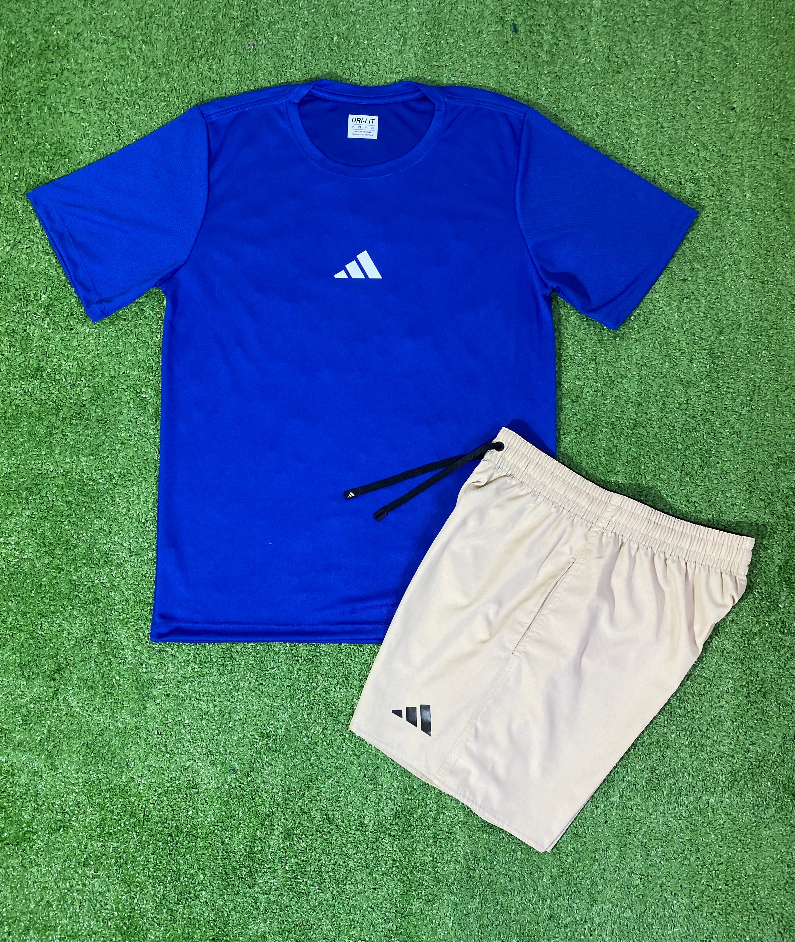 Conjunto Camiseta e Shorts Dri-fit - Adidas