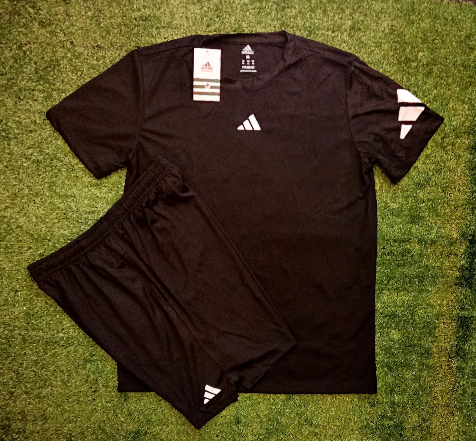Conjunto Camiseta e Shorts Dri-fit - Adidas