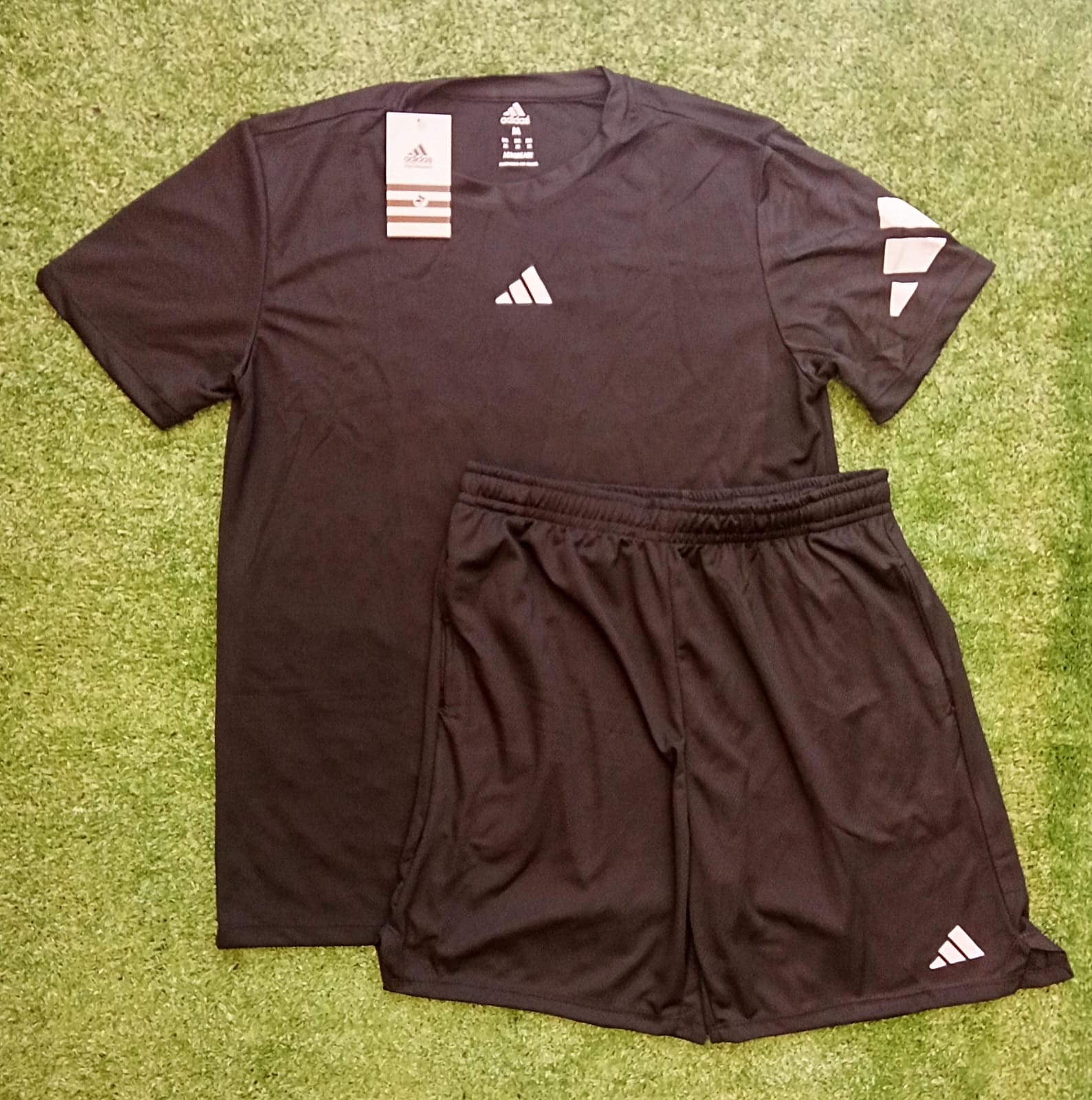 Conjunto Camiseta e Shorts Dri-fit - Adidas