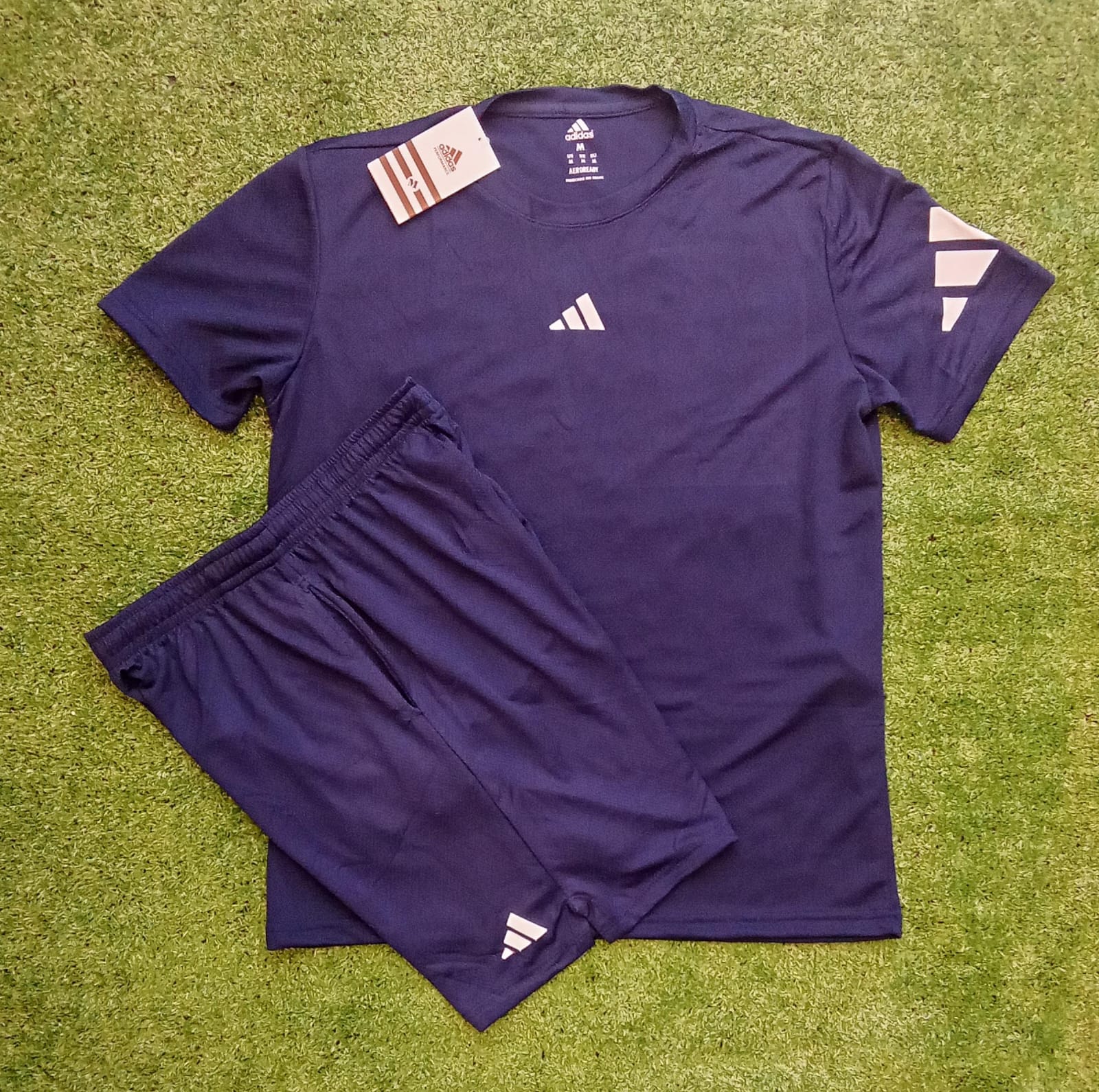 Conjunto Camiseta e Shorts Dri-fit - Adidas