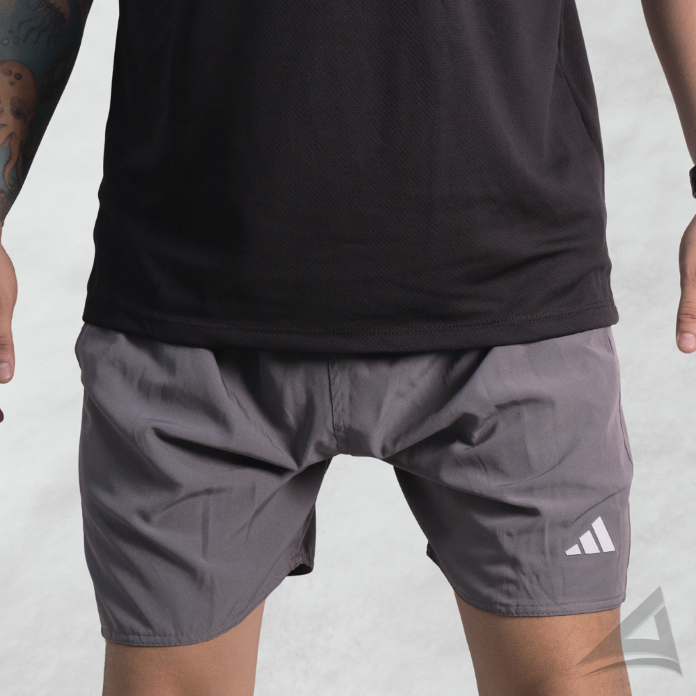Shorts Dri-Fit corte reto Adidas - Unidade