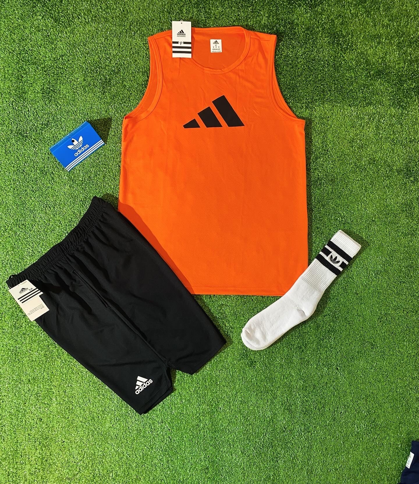 Conjunto Regata + Shorts + Meia Dri-fit - Adidas