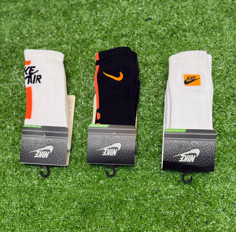 Kit com 3 meias Nike 100% algodão