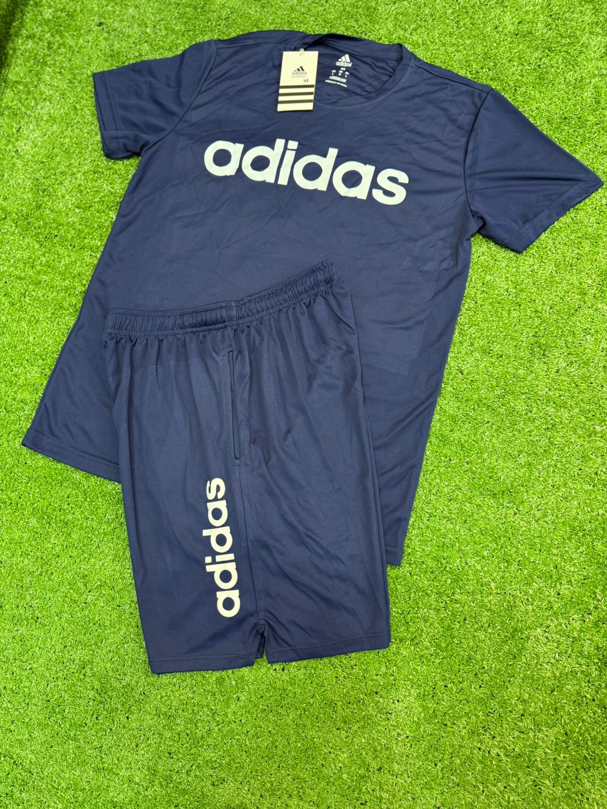 Conjunto Camiseta e Shorts Dri-fit - Adidas