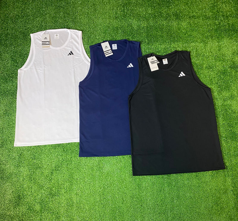 Kit com 3 regatas adidas dri-fit