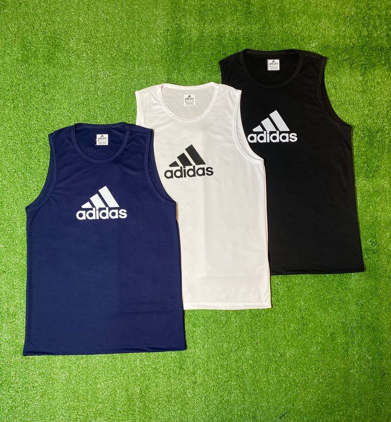 Kit com 3 regatas adidas dri-fit