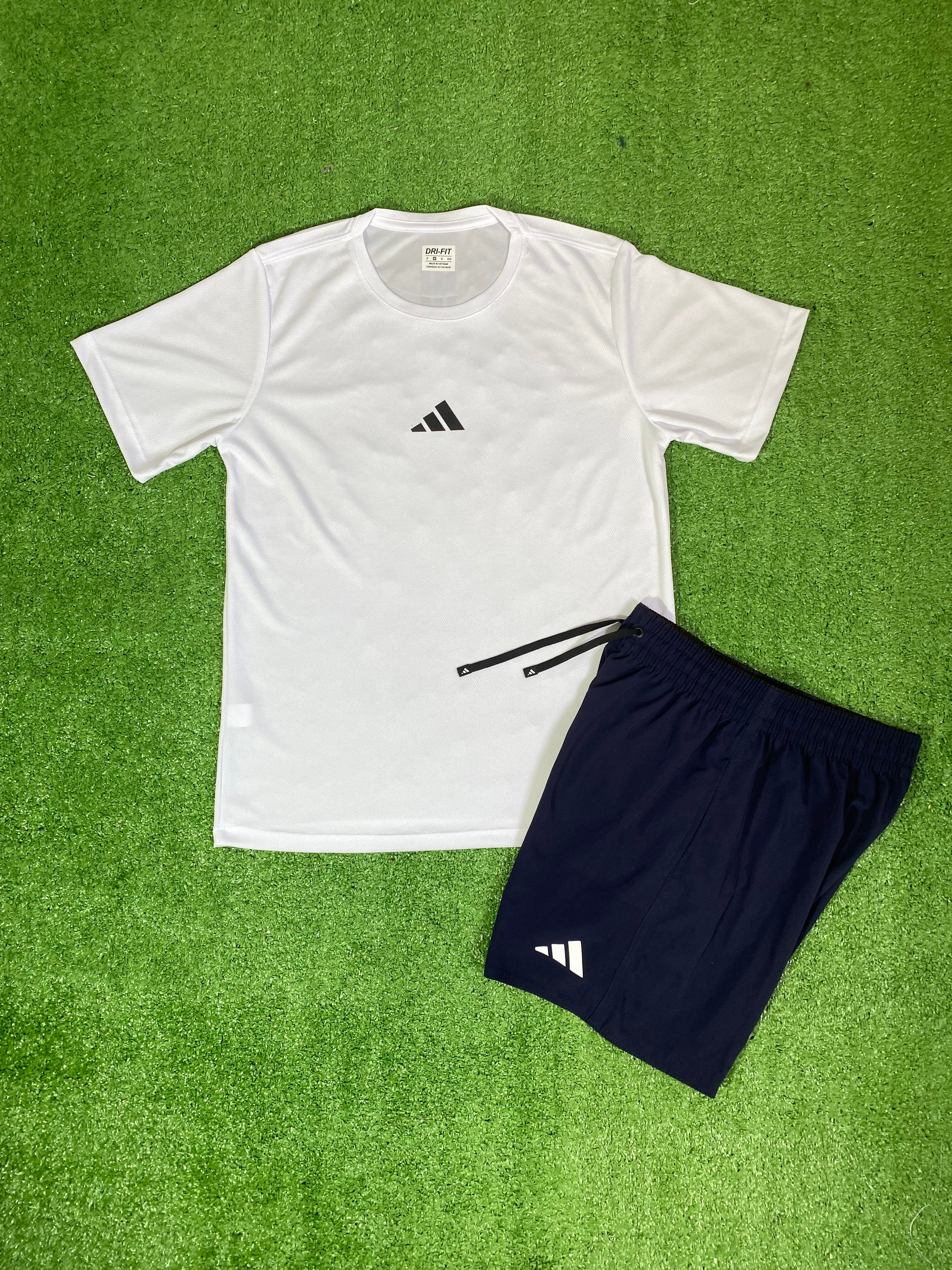Conjunto Camiseta e Shorts Dri-fit - Adidas
