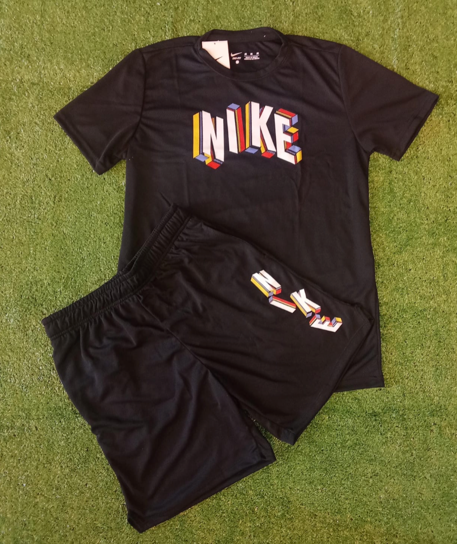 Conjunto Dri-fit Camiseta e Shorts - Nike