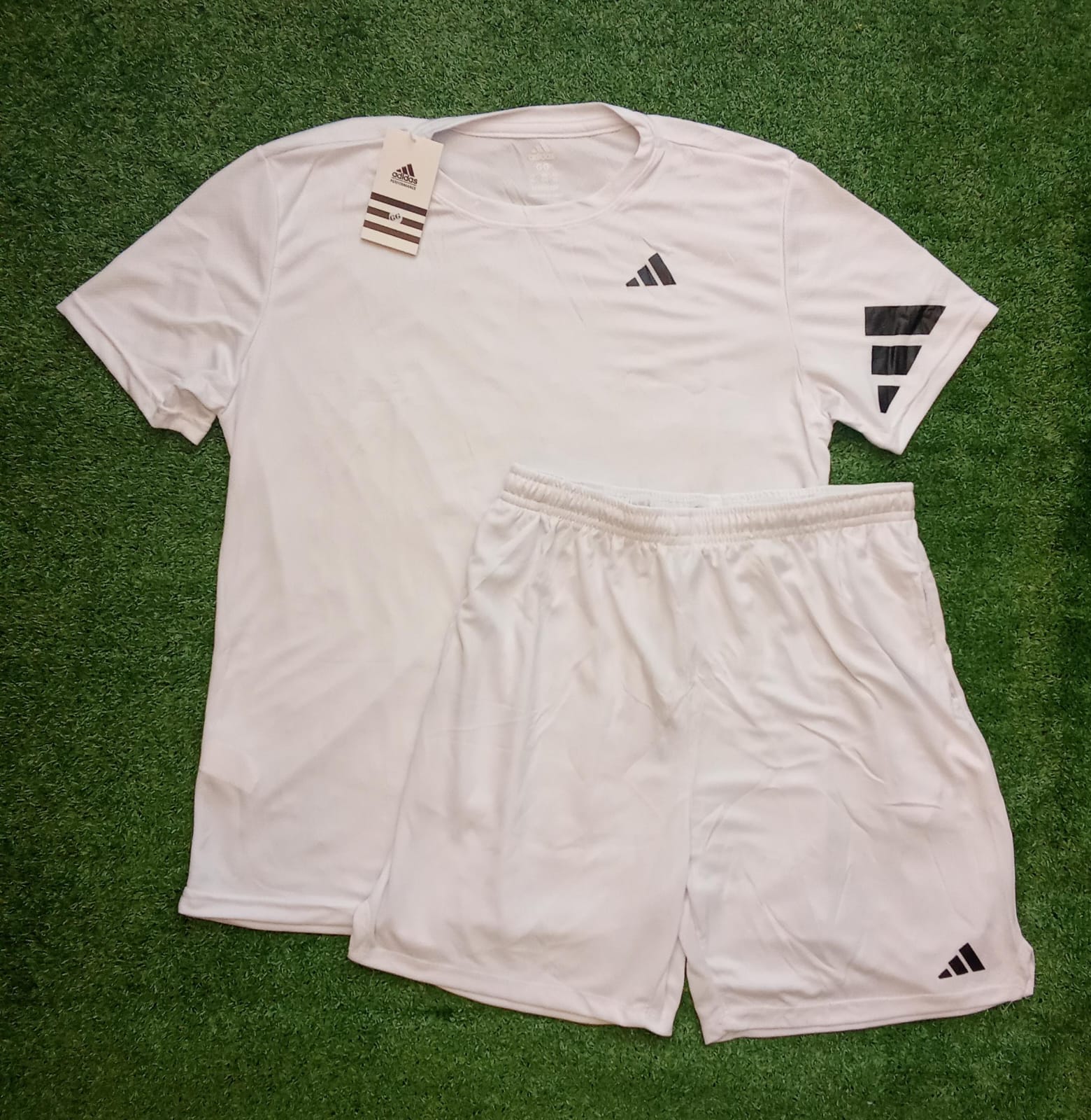 Conjunto Camiseta e Shorts Dri-fit - Adidas