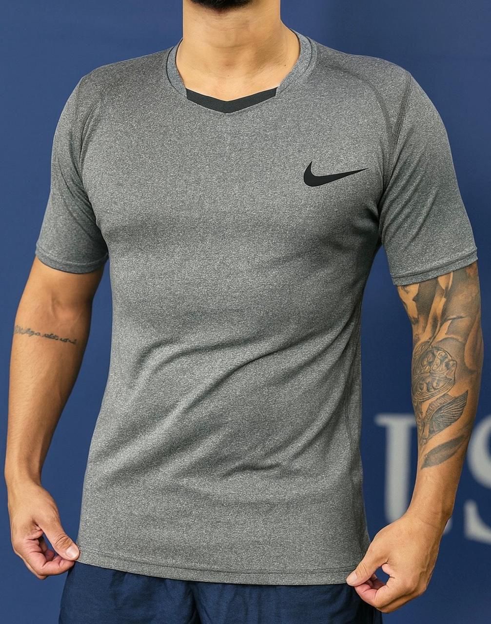 Camisa Nike Dri-Fit compressão T