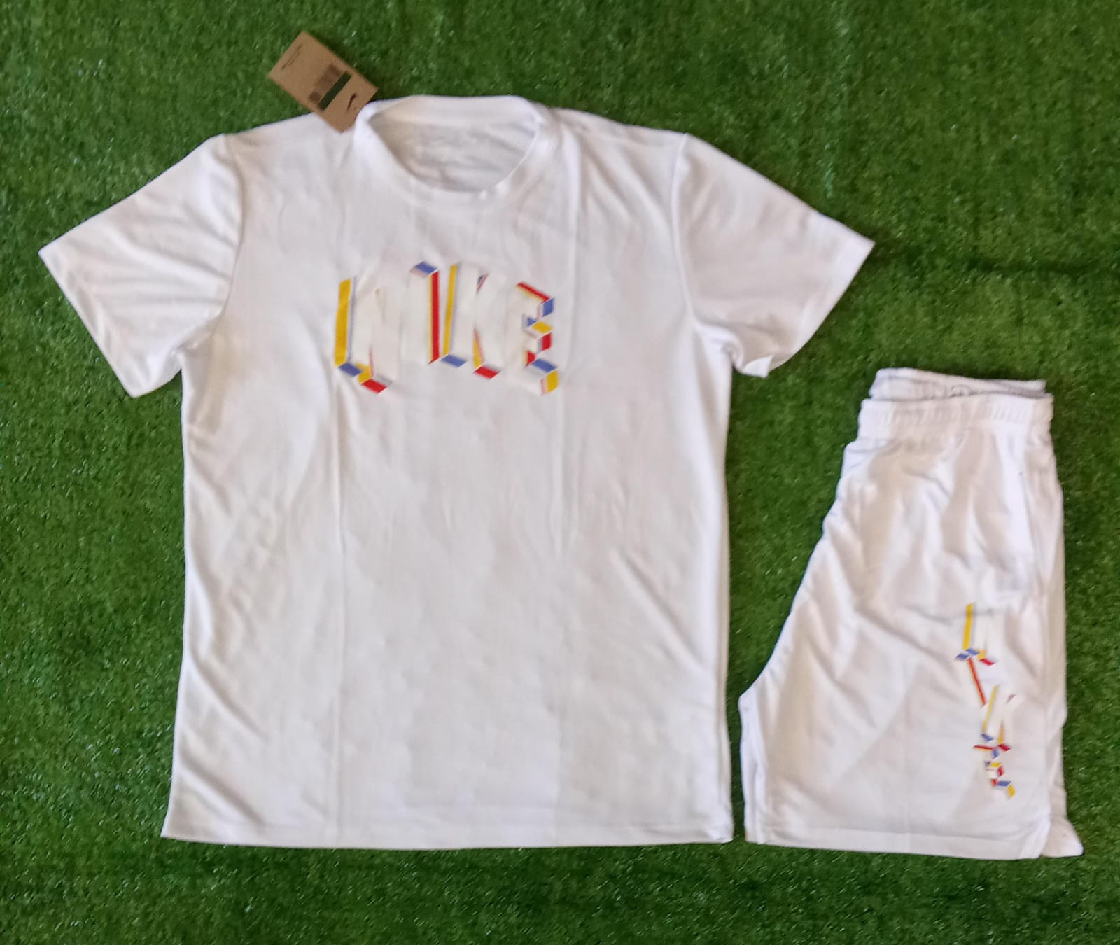 Conjunto Dri-fit Camiseta e Shorts - Nike