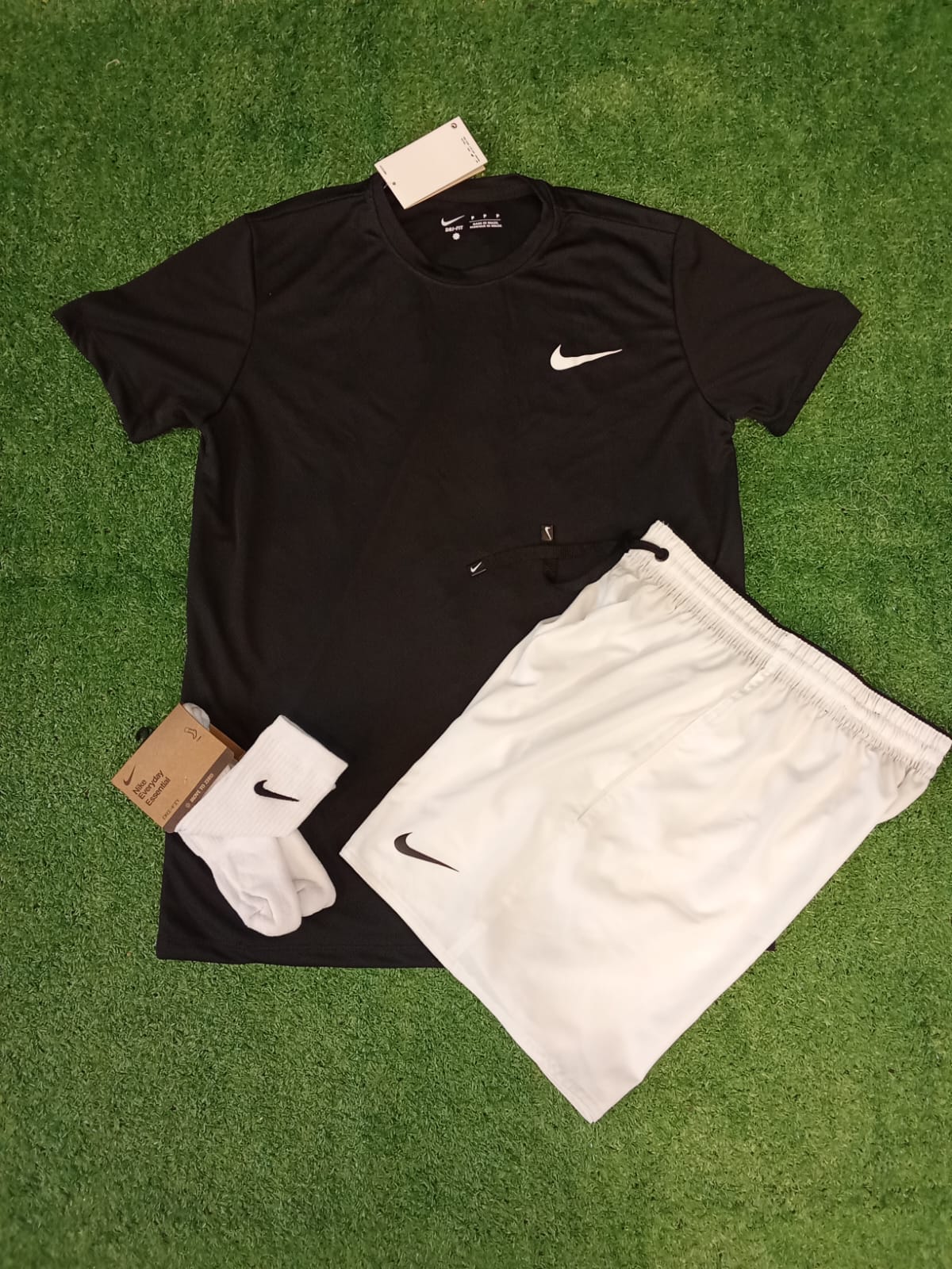 Kit Nike treeP Dri-Fit