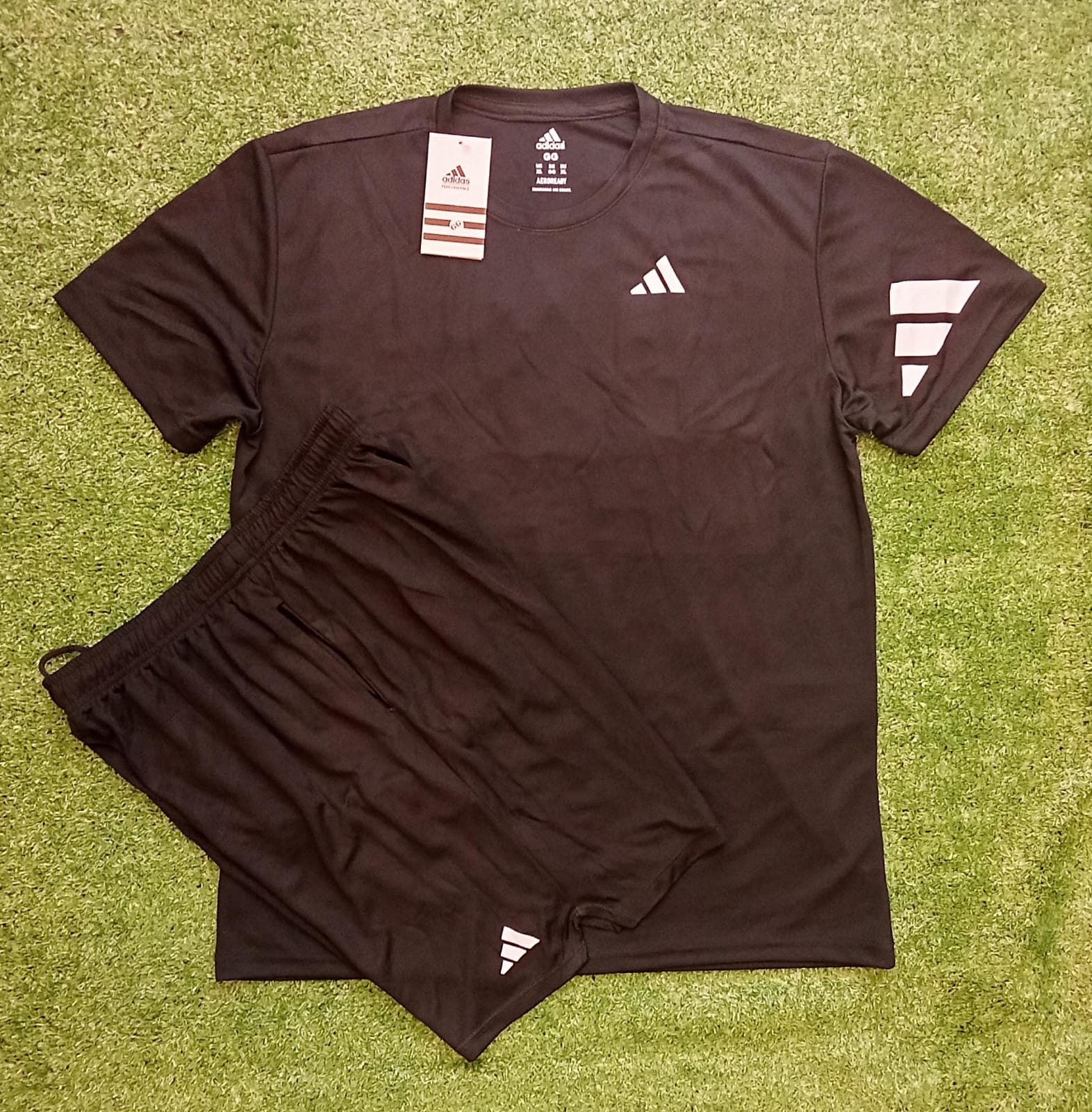 Conjunto Camiseta e Shorts Dri-fit - Adidas