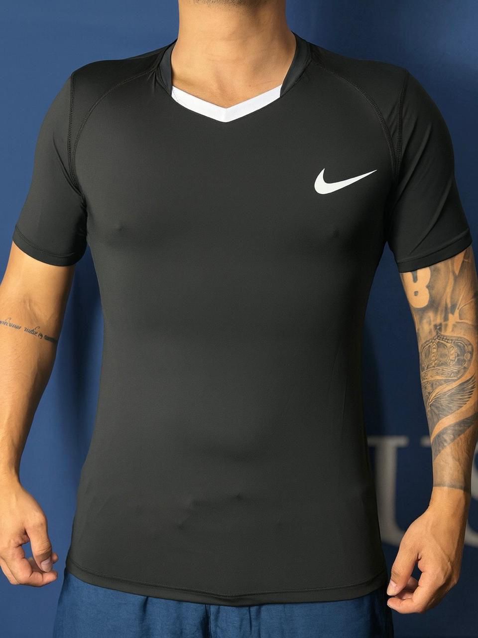 Camisa Nike Dri-Fit compressão T