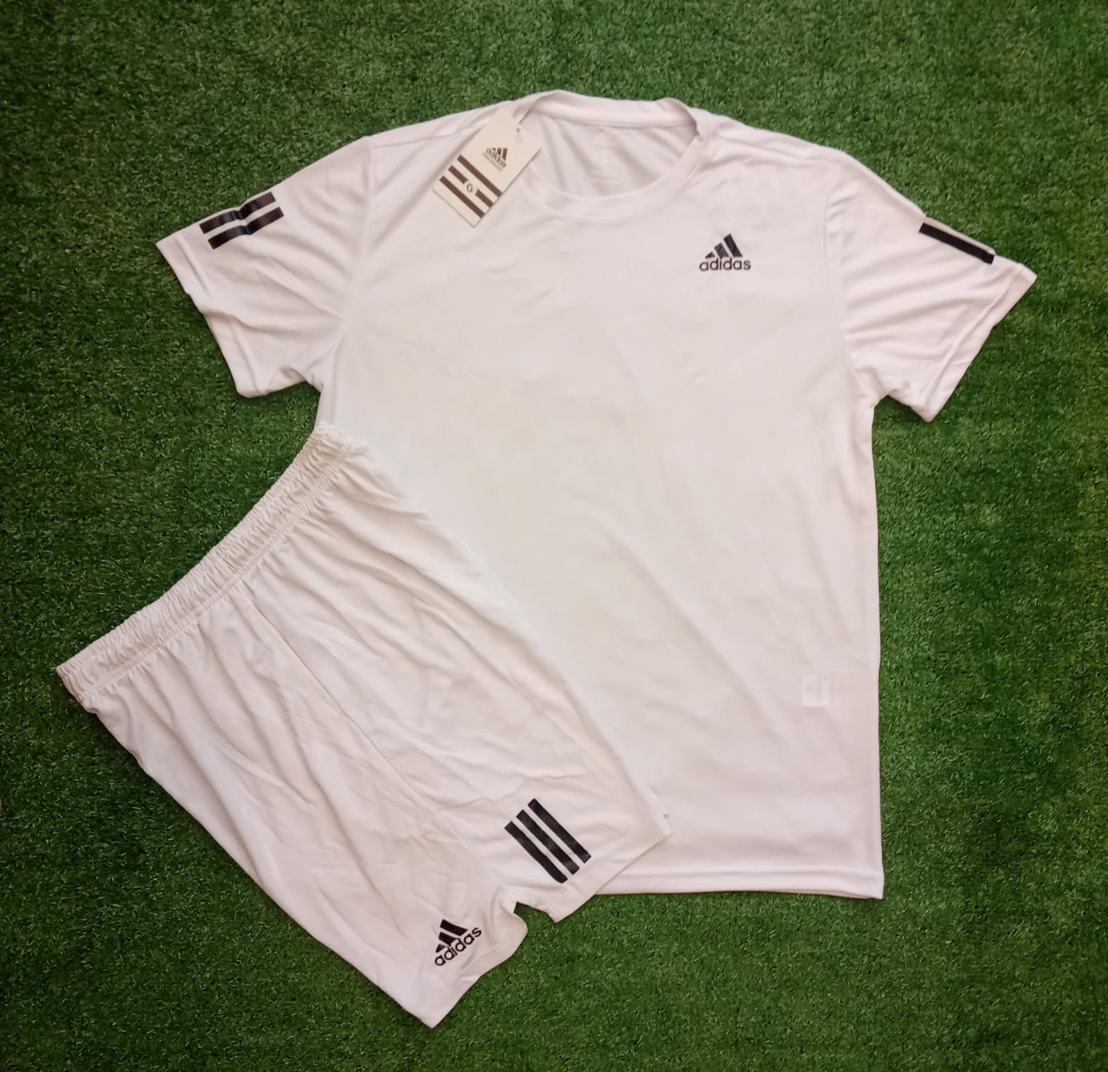 Conjunto Camiseta e Shorts Dri-fit - Adidas