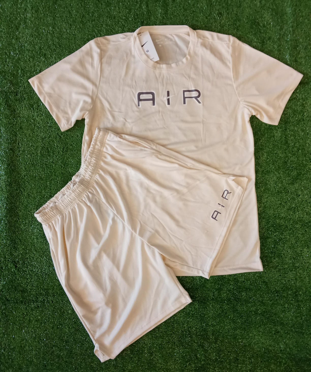 Conjunto Dri-fit Camiseta e Shorts - Nike Air